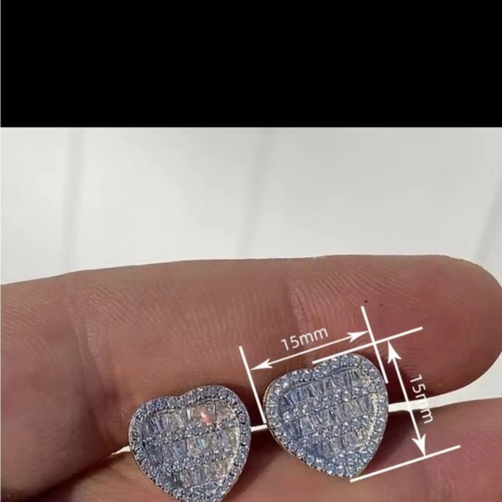 Elegant Silver Rhinestone Romantic Love Crystal Stud Heart Earrings - Picture 6 of 6